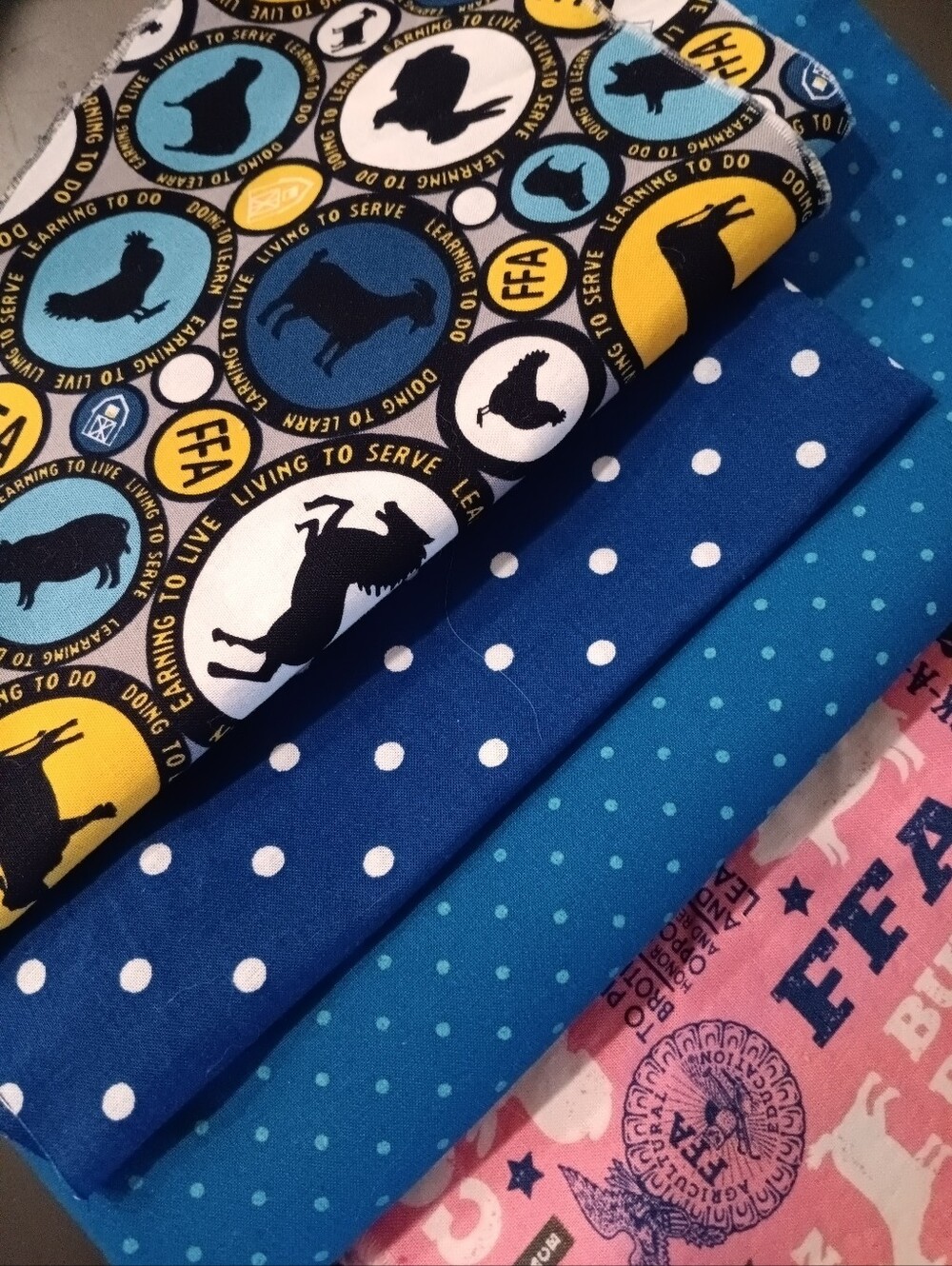 FFA farm animal fabric (set) - 2.5 yards (approx.)